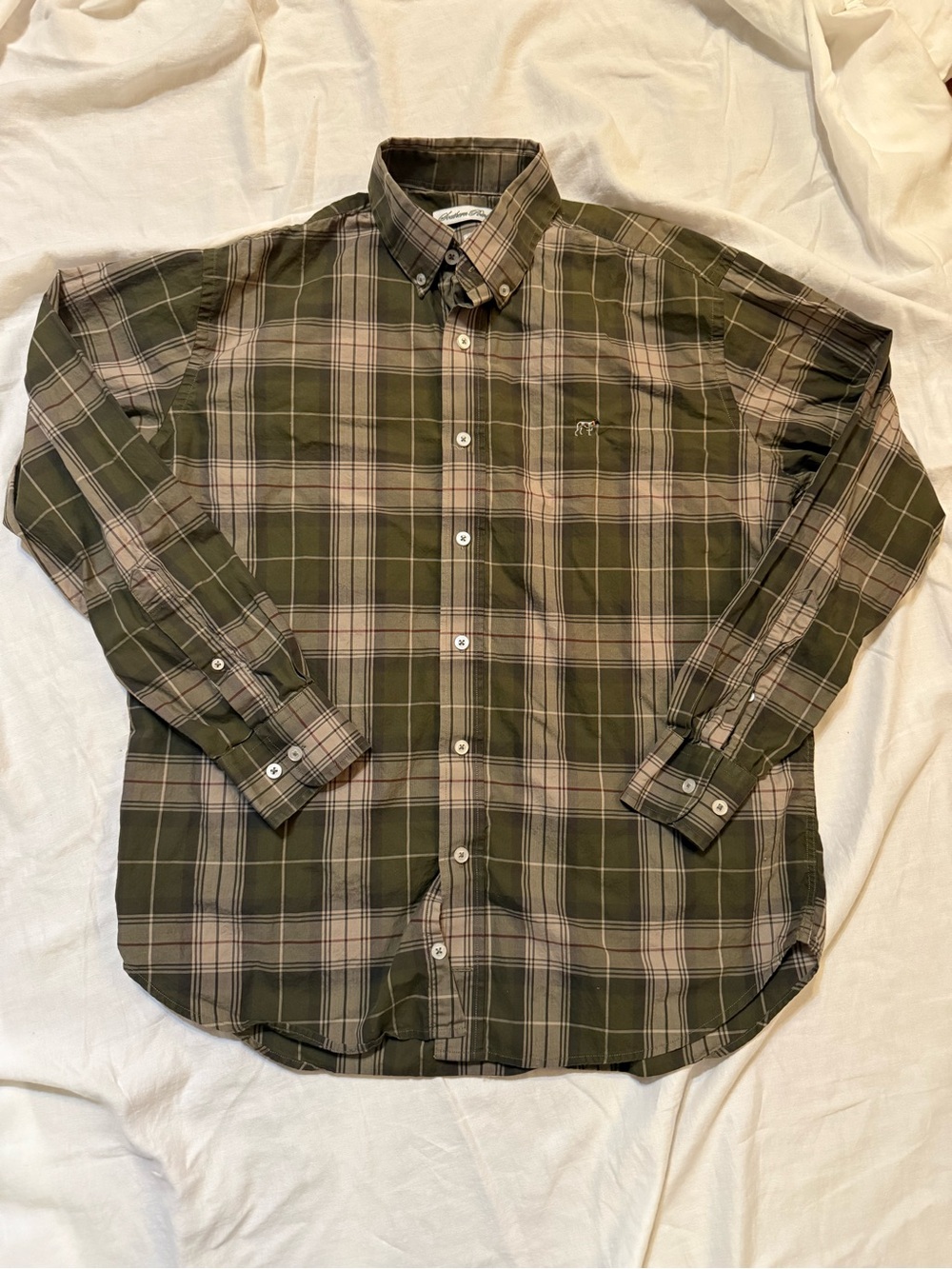 Men's Olive Green Plaid Button-Down Shirt - Classic Casual
